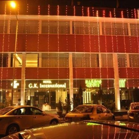 Hotel Gk International Chandīgarh Exterior foto