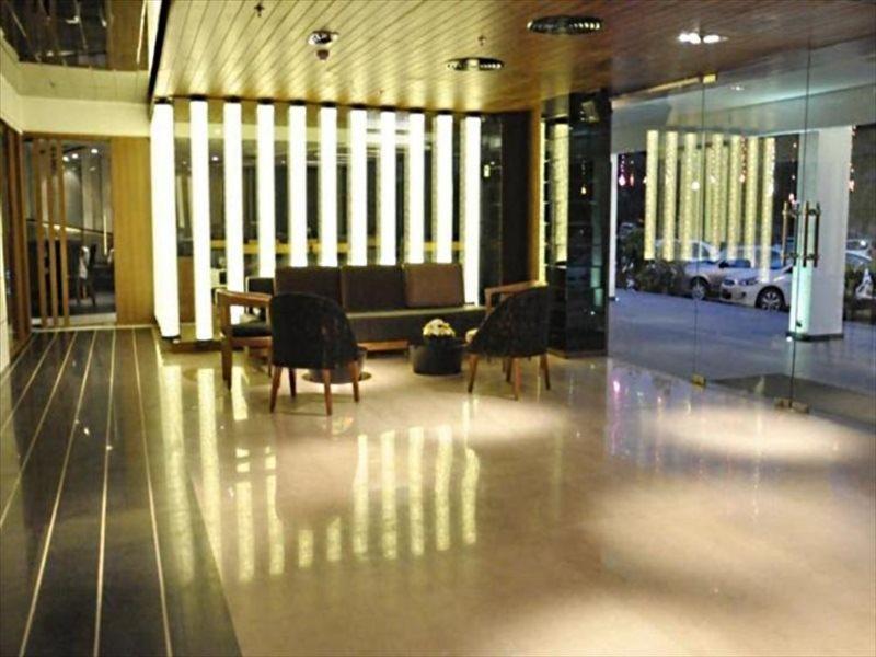 Hotel Gk International Chandīgarh Exterior foto